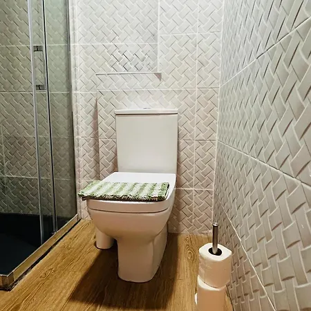 The Ideal Place To Enjoy The Sea And Barcelona Apartament
