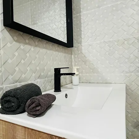 The Ideal Place To Enjoy The Sea And Barcelona Apartament San Adrián de Besós