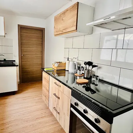 The Ideal Place To Enjoy The Sea And Barcelona Apartament