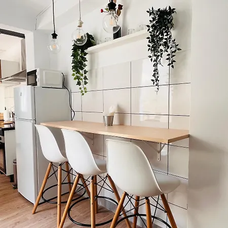 The Ideal Place To Enjoy The Sea And Barcelona Apartament *
